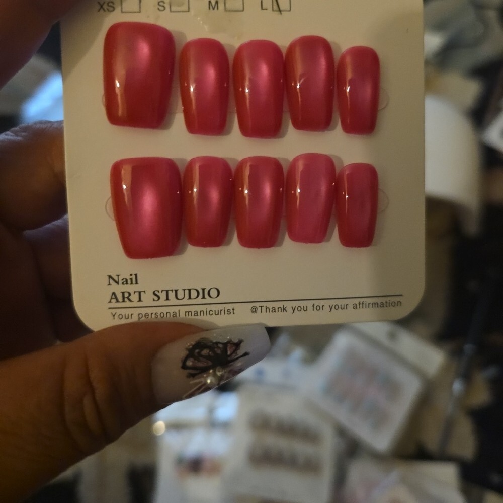 Unbranded Pink Press-On Nail Set - Shiny Fuchsia Finish 05458 - Picture 2 of 3